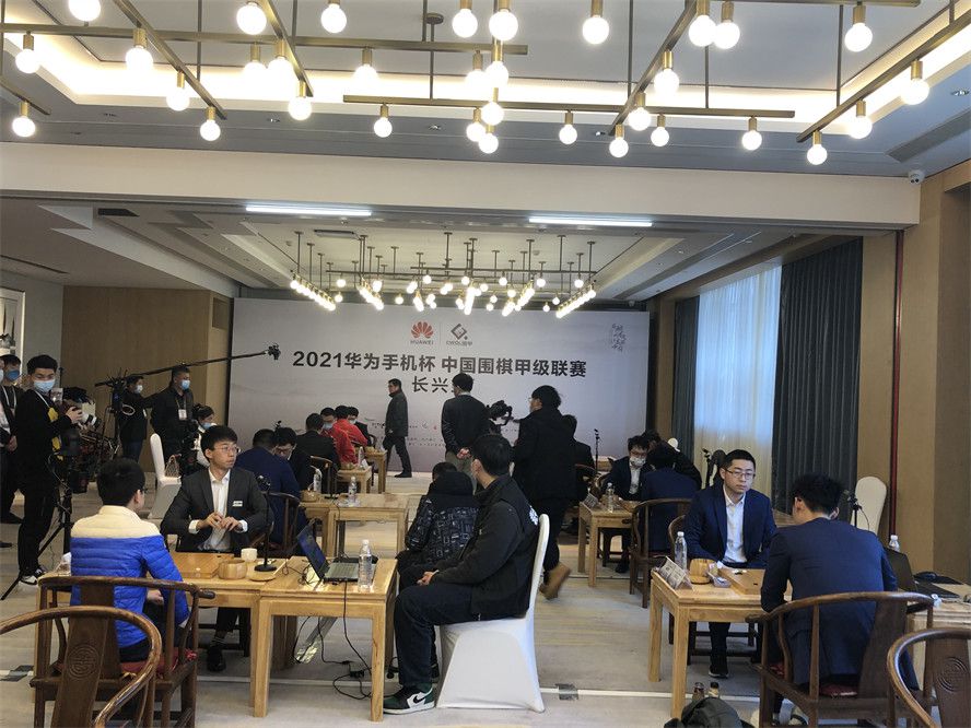 在本轮英超切尔西3-2击败布莱顿的比赛中，门将桑切斯发挥出色。